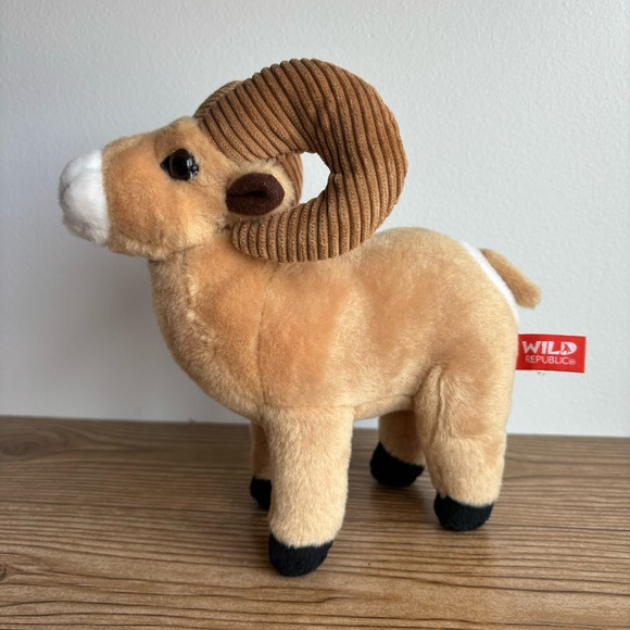 Wild Republic 7.5” Bighorn Sheep Ram Brown Tan Cute Plush Stuffed Animal Toy - Picture 2 of 7